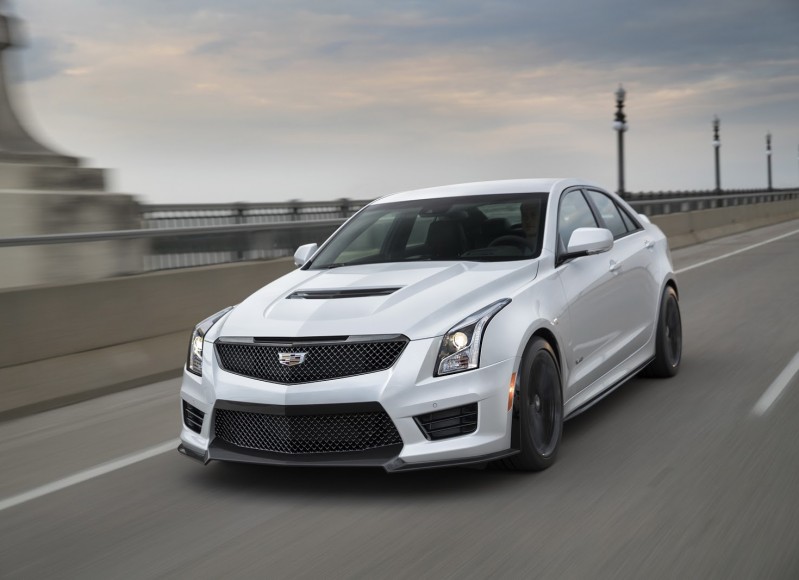 2017-Cadillac-ATS-CTS-Refinements-1