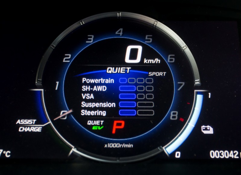 HONDA NSX HUD DETAIL