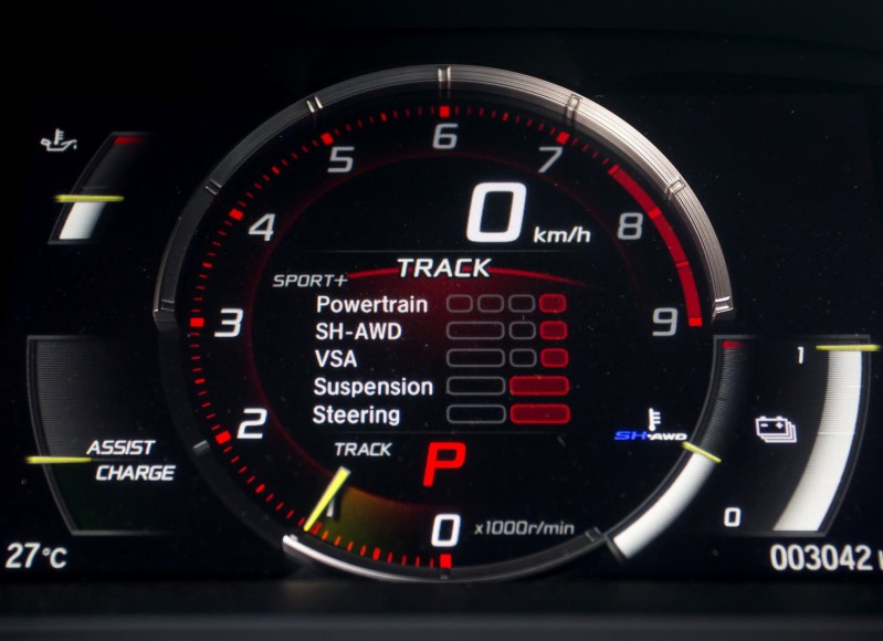 HONDA NSX HUD DETAIL