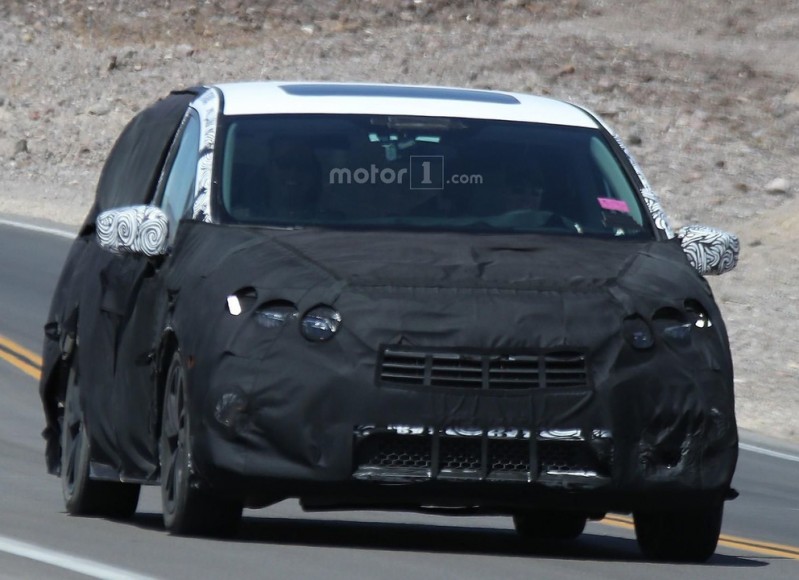 2017-honda-odyssey-spy-photo (3)