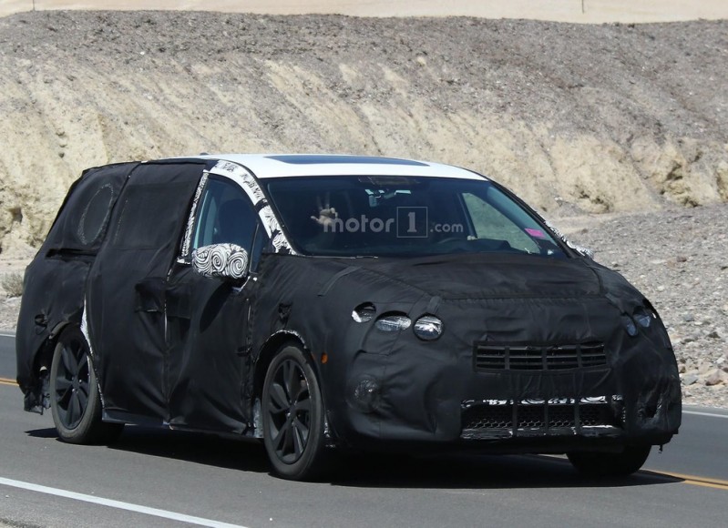 2017-honda-odyssey-spy-photo