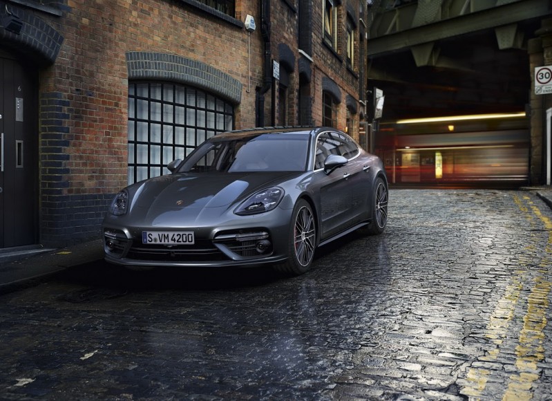 2017Panamera-12