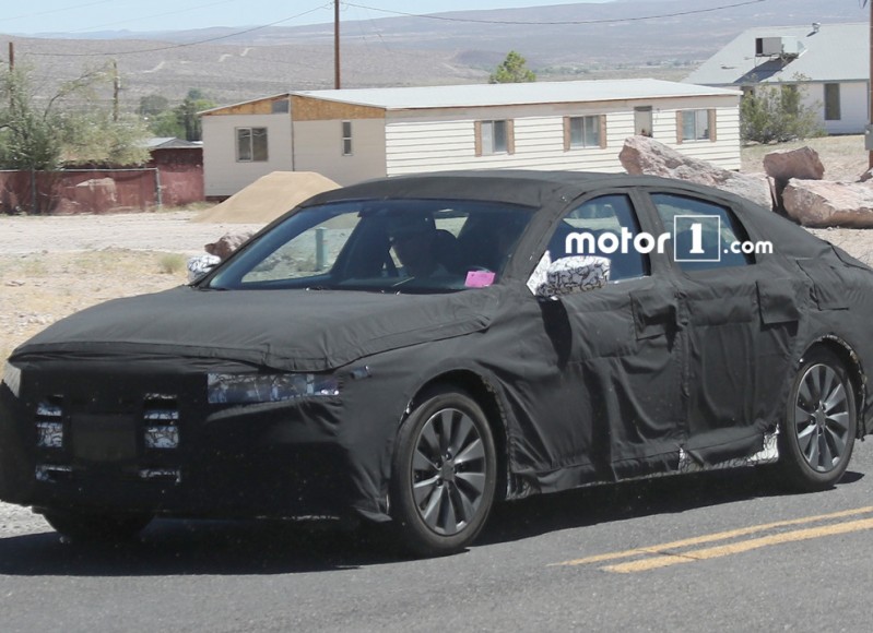 2018-honda-accord-spy-shot