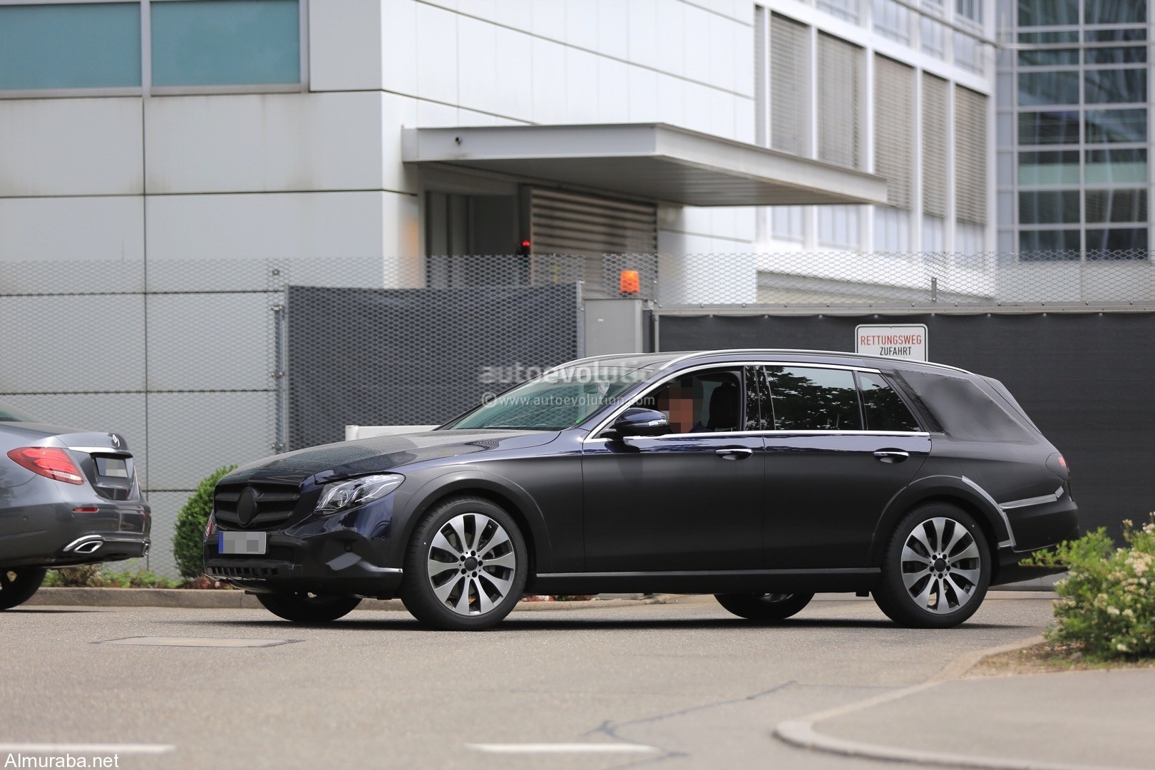 2018-mercedes-benz-e-class-all-terrain_13