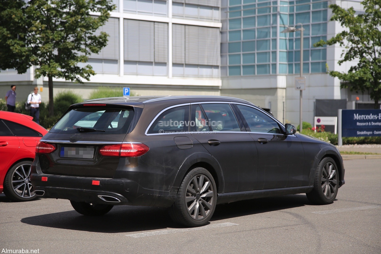 2018-mercedes-benz-e-class-all-terrain_8