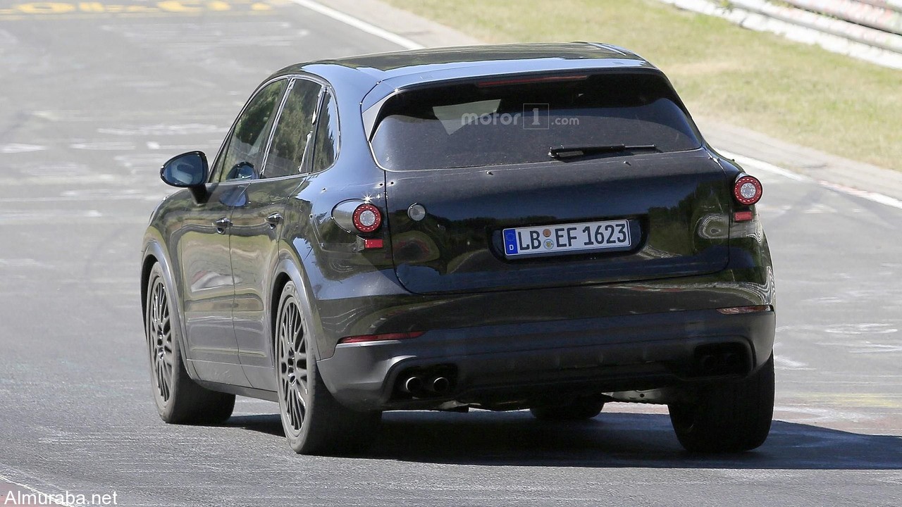 2018-porsche-cayenne-spy-photo (15)