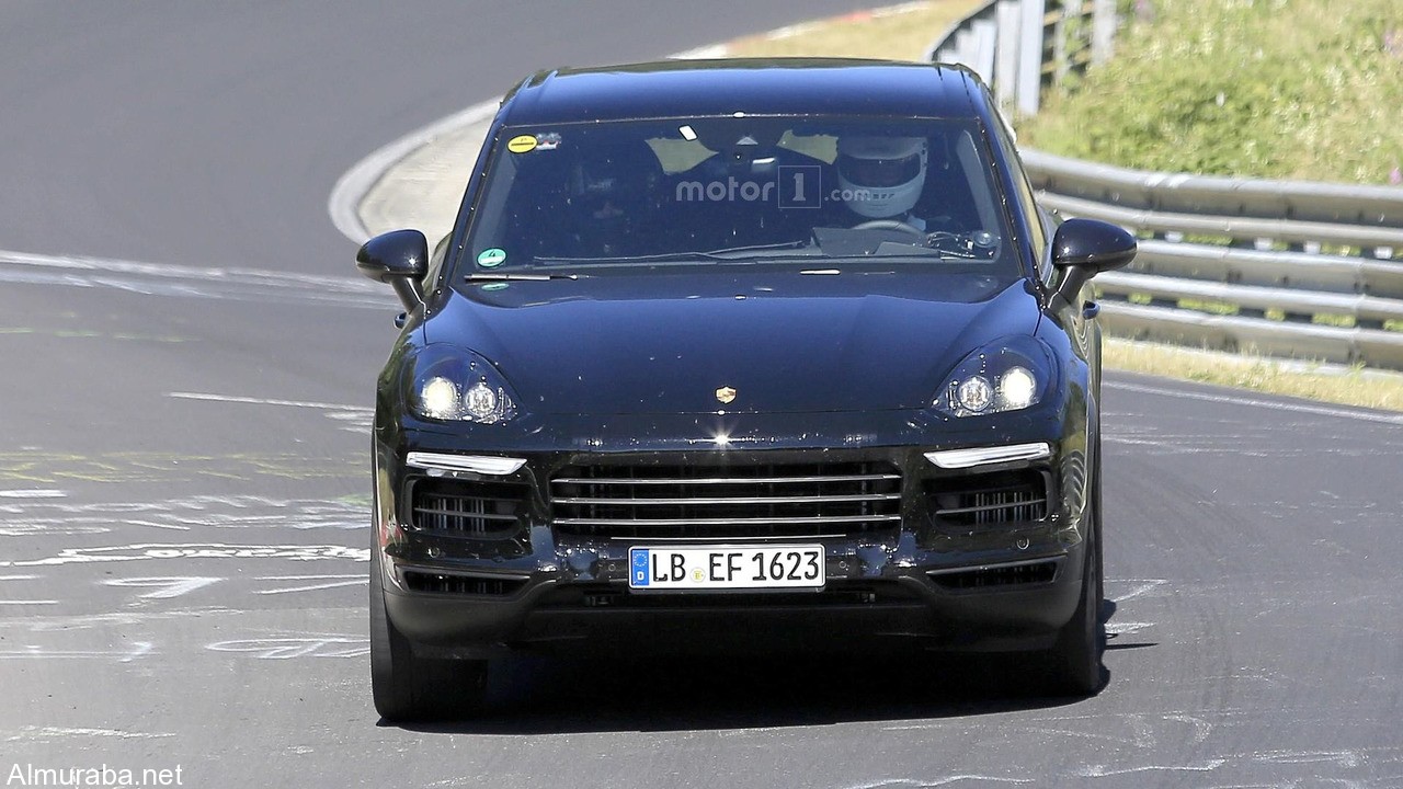 2018-porsche-cayenne-spy-photo (5)