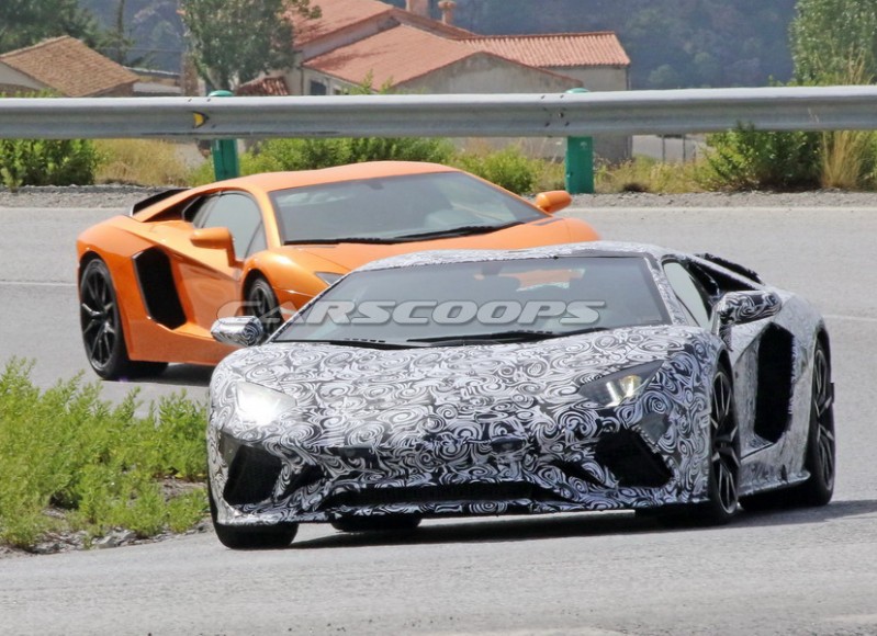 Lambo Aventador Roadster Facelift 1