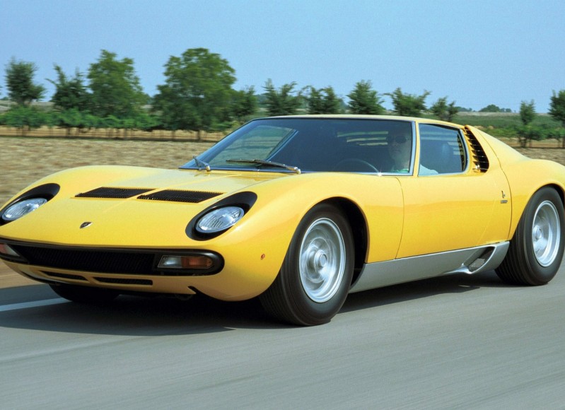 Lamborghini-Miura_SV