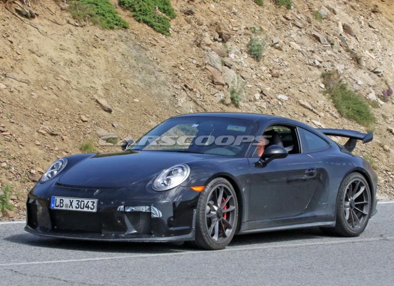 Porsche-911-GT3-facelift-7