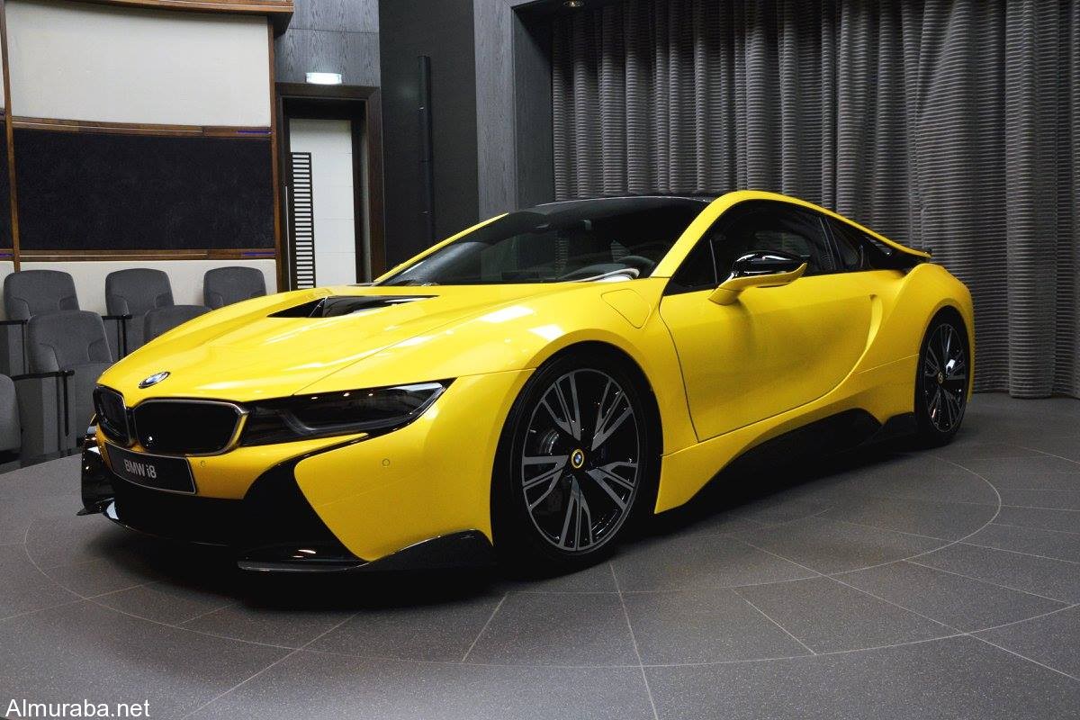 Yellow BMW i8