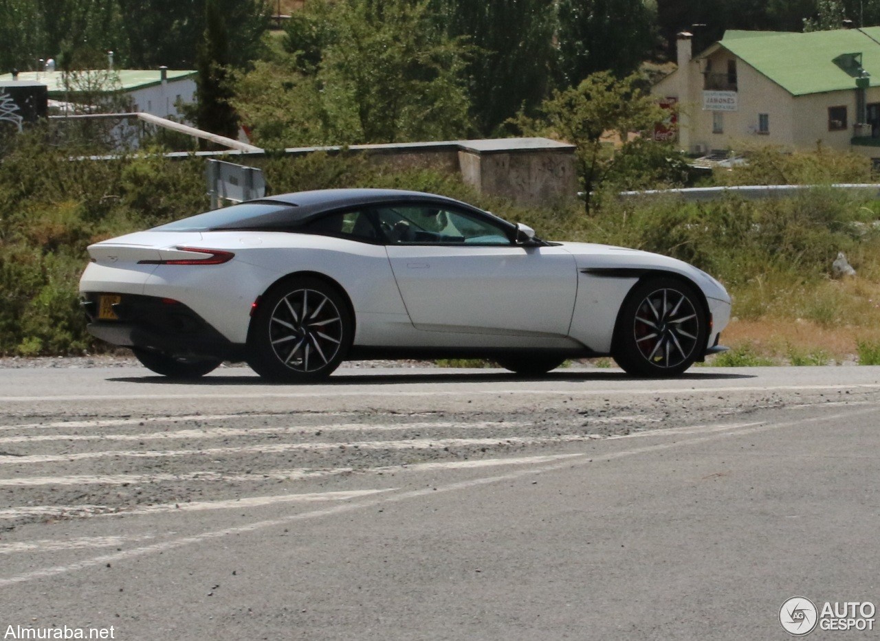 aston-martin-db11-spotted-in-spanish-traffic_3