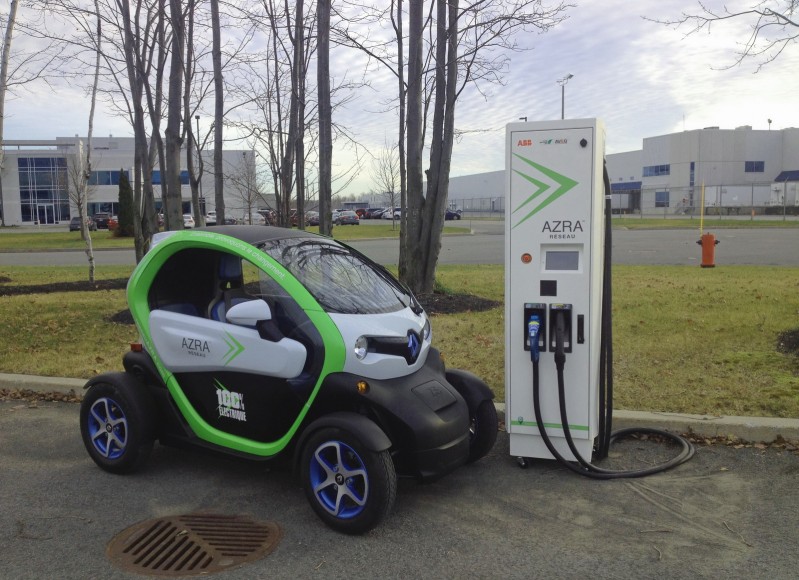 2016-Renault-Twizy-Canada