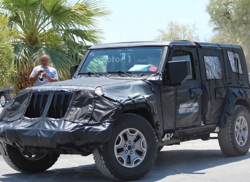 2018-jeep-wrangler-spy-photo (1)