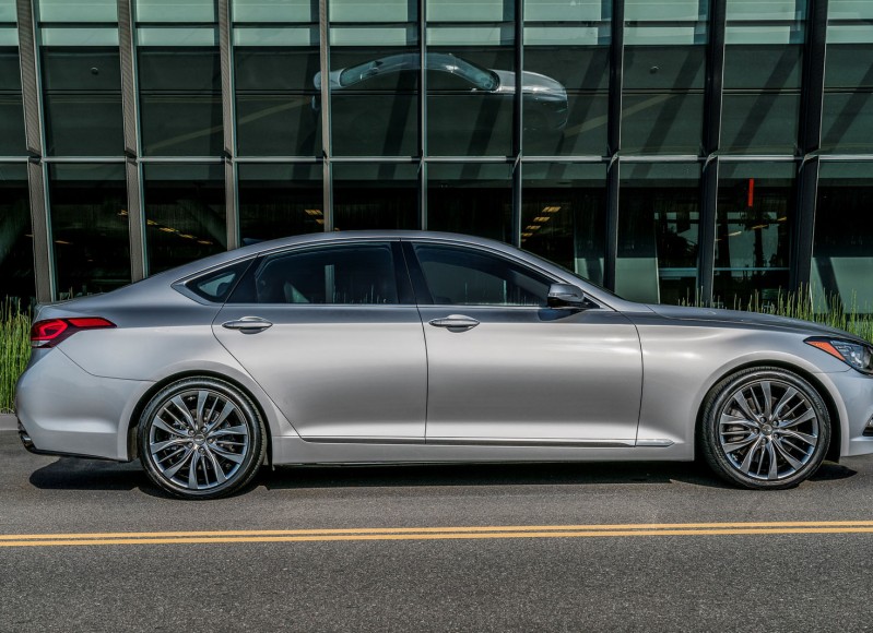 2017 Genesis G80