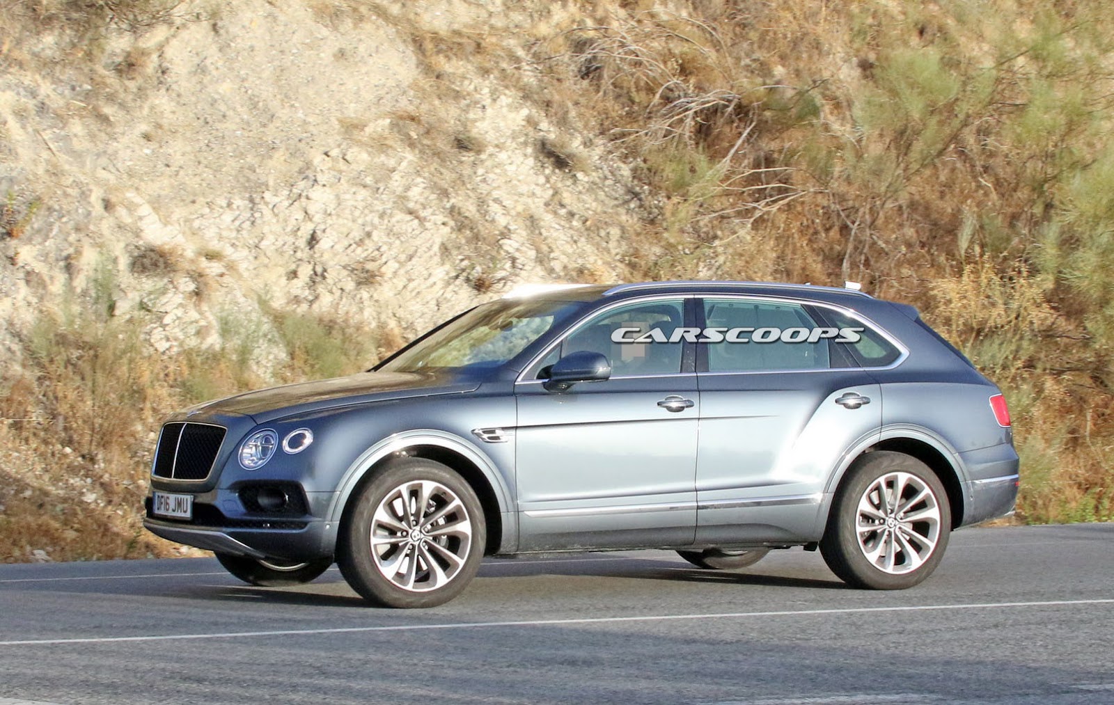 Bentley-Bentayga-Diesel-Spy-5