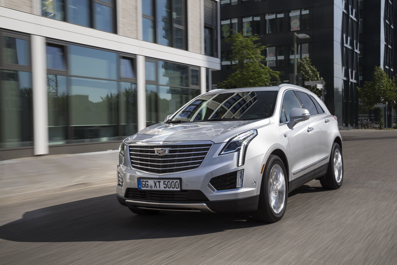 Cadillac_XT5_024