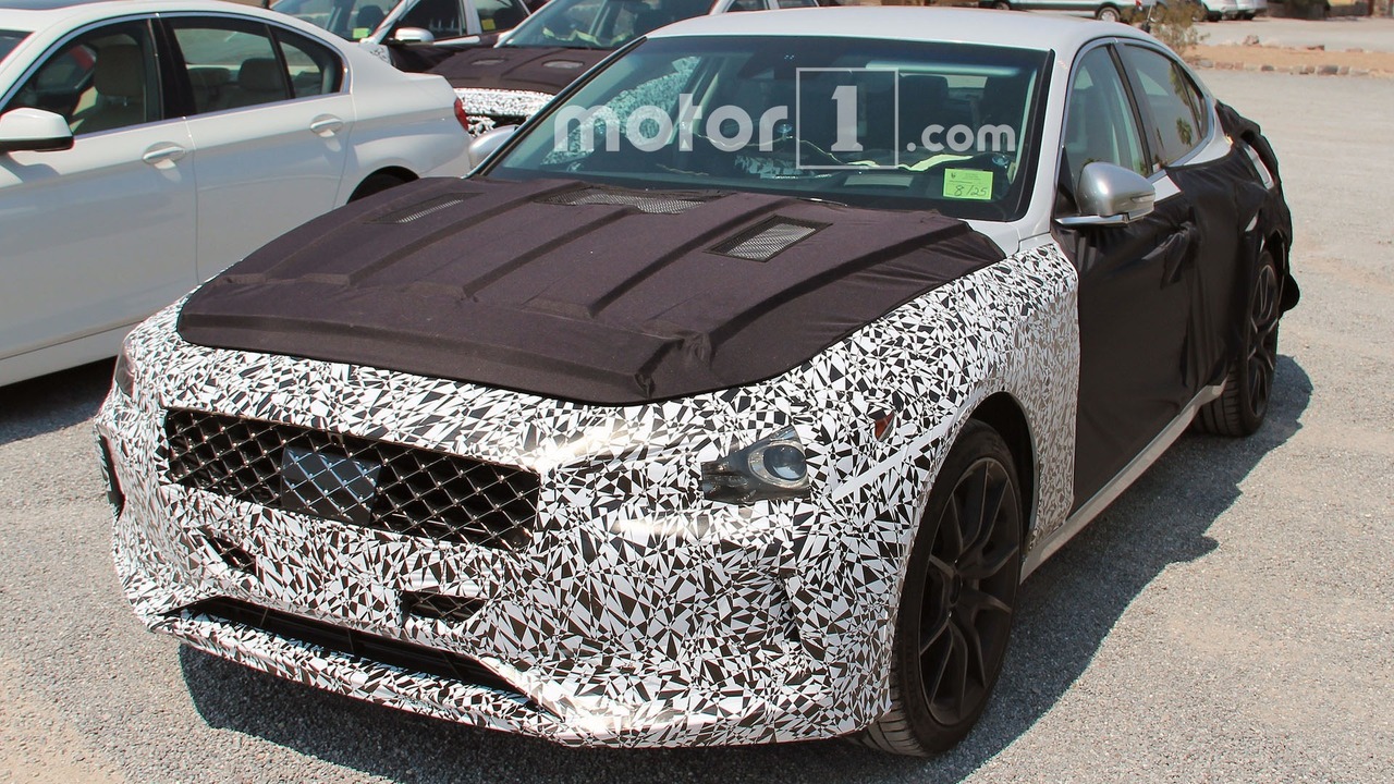 genesis-g70-spy-photos (4)