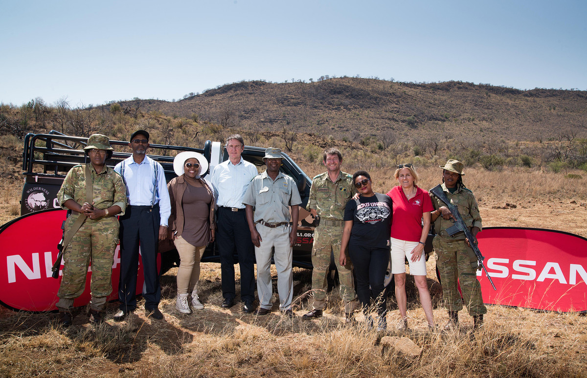 2016-nissan-patrol-south-africa-rhino-protection-13