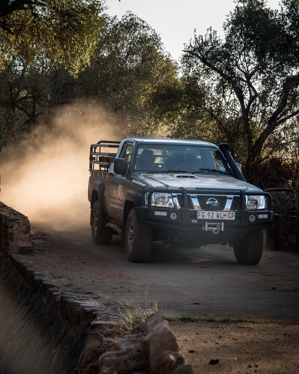 2016-nissan-patrol-south-africa-rhino-protection-4