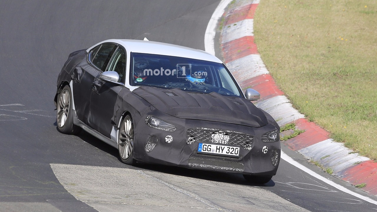 2018-genesis-g70-spy-photo-2