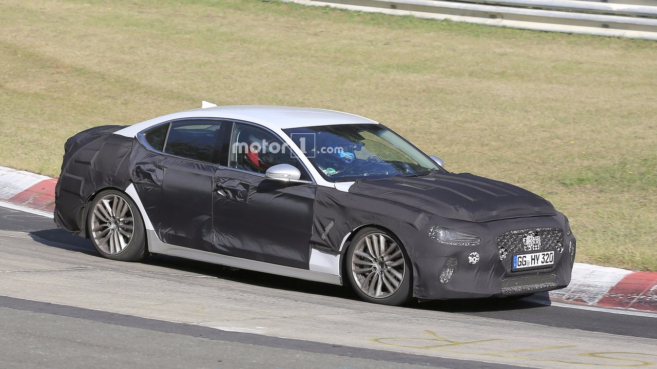 2018-genesis-g70-spy-photo-4