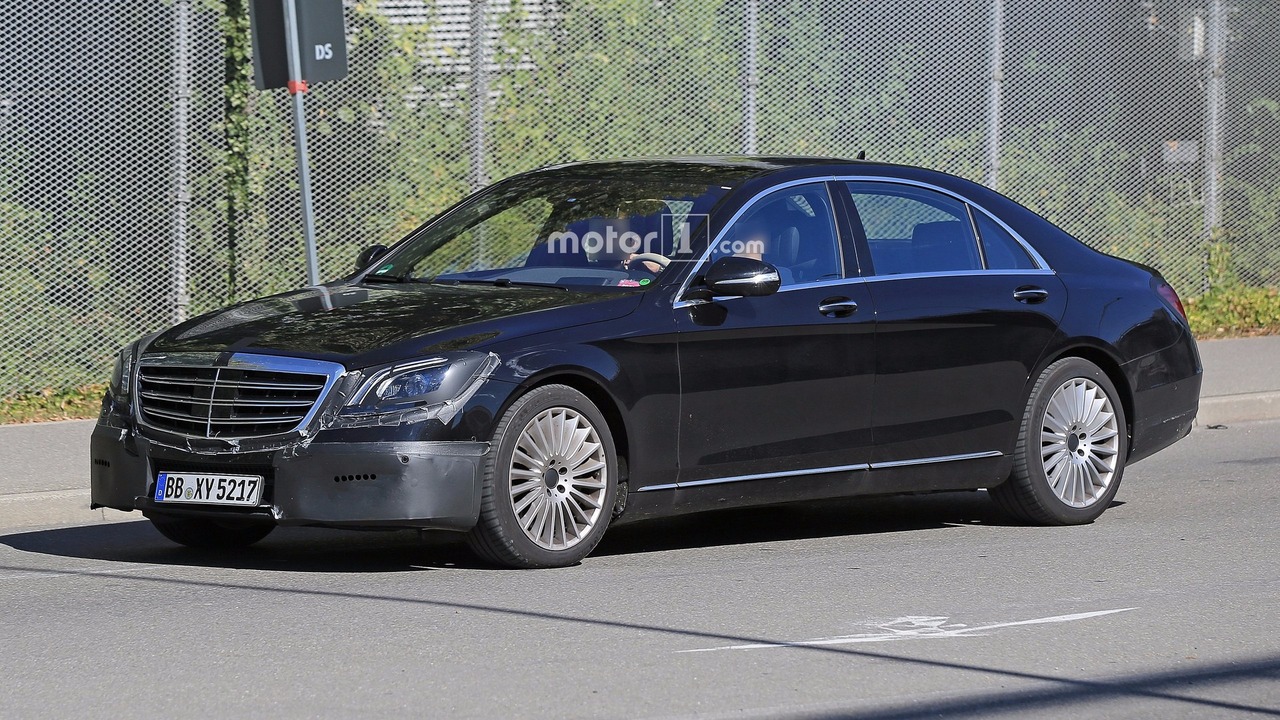 2018-mercedes-s-class-facelift-spy-photo-4