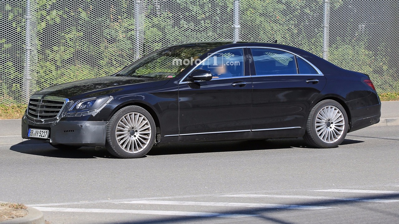 2018-mercedes-s-class-facelift-spy-photo-5