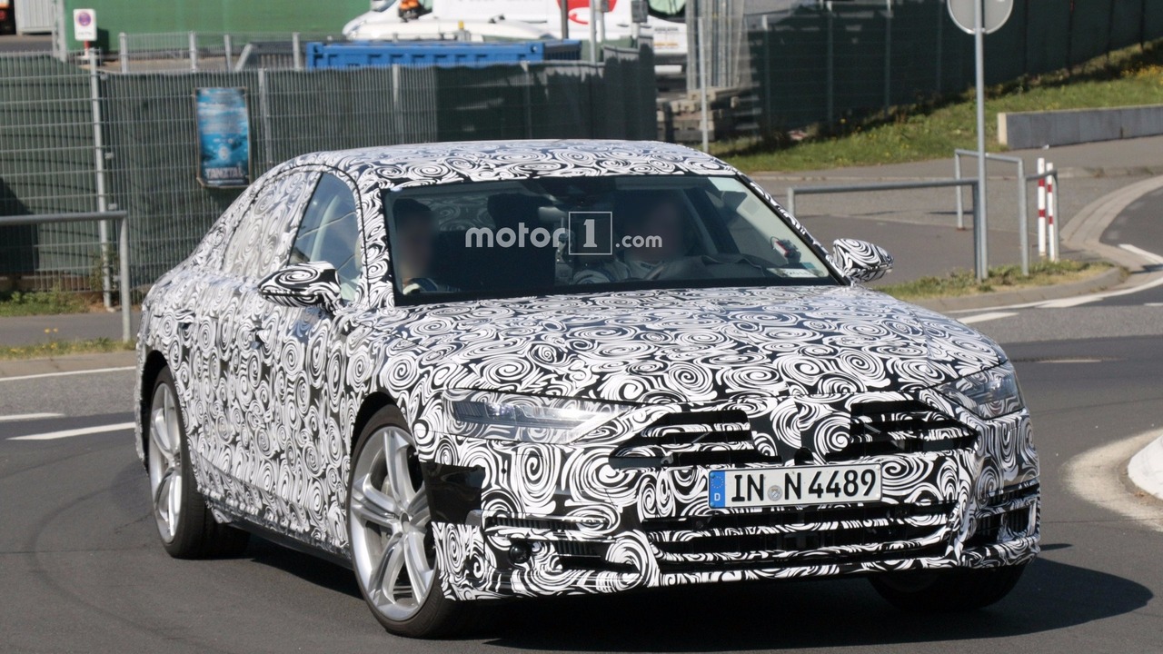 2019-audi-s8-spy-photo-3