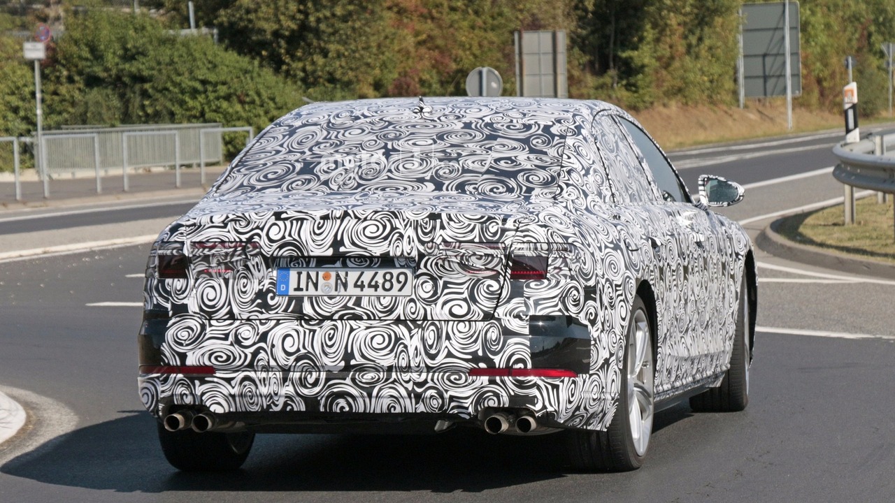 2019-audi-s8-spy-photo-8