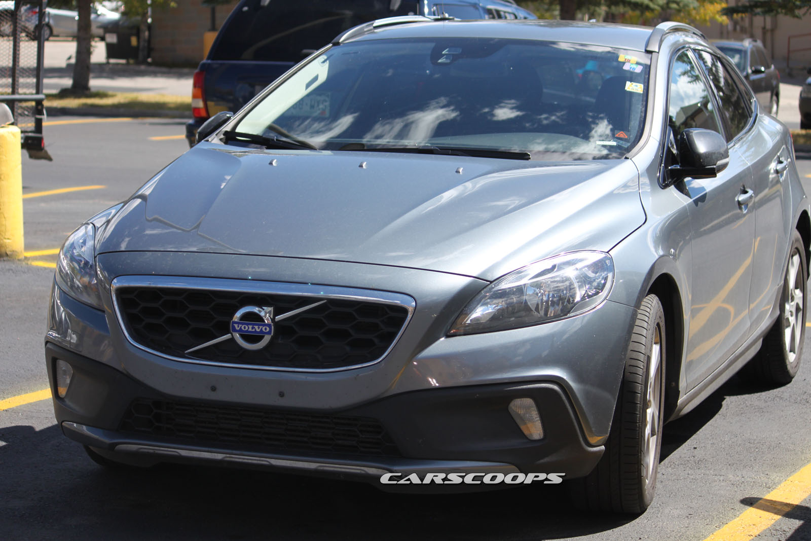 رصد سيارات "فولفو" V40 في الولايات المتحدة لأول مرة Volvo 8