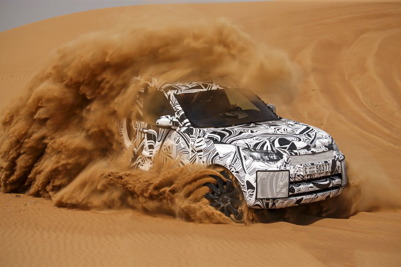 “فيديو وصور تشويقية” للاند روفر ديسكفري 2017 الجديدة كليا Land Rover Discovery