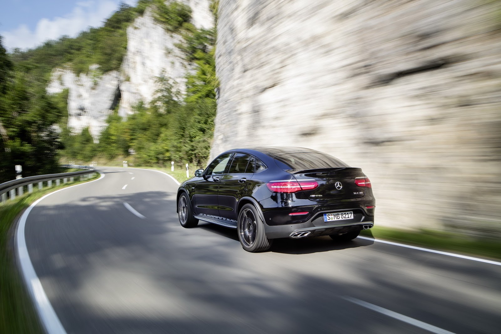 Mercedes_GLC_Coupe_43_AMG-6