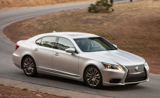 “لكزس” قد تطلق سيارتها الـ LS350 بمحرك Lexus V6