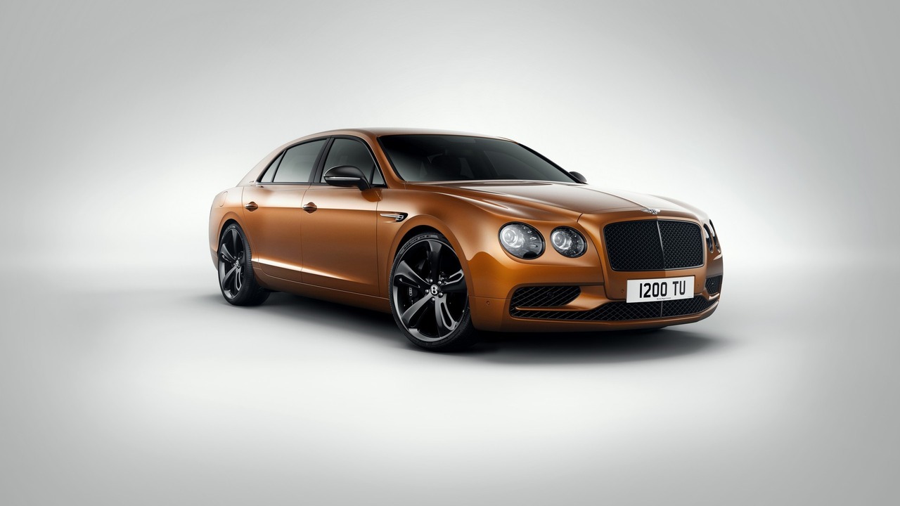 "بنتلي" تدشن فلاينج سبير بمحرك W12 إس محدث بقوة 626 حصان Bentley Flying Spur 12