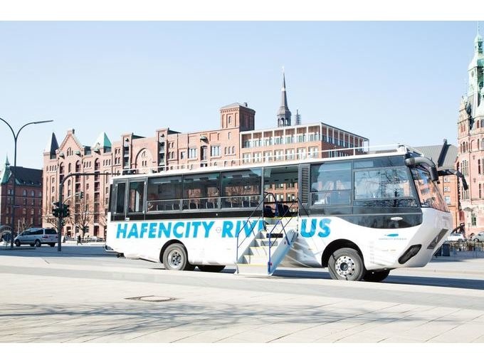 hafencity-riverbus-hamburg-germany-amphibious-bus-4