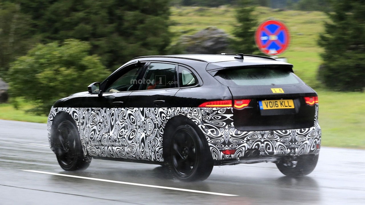 jaguar-j-pace-test-mule-spy-photo-12