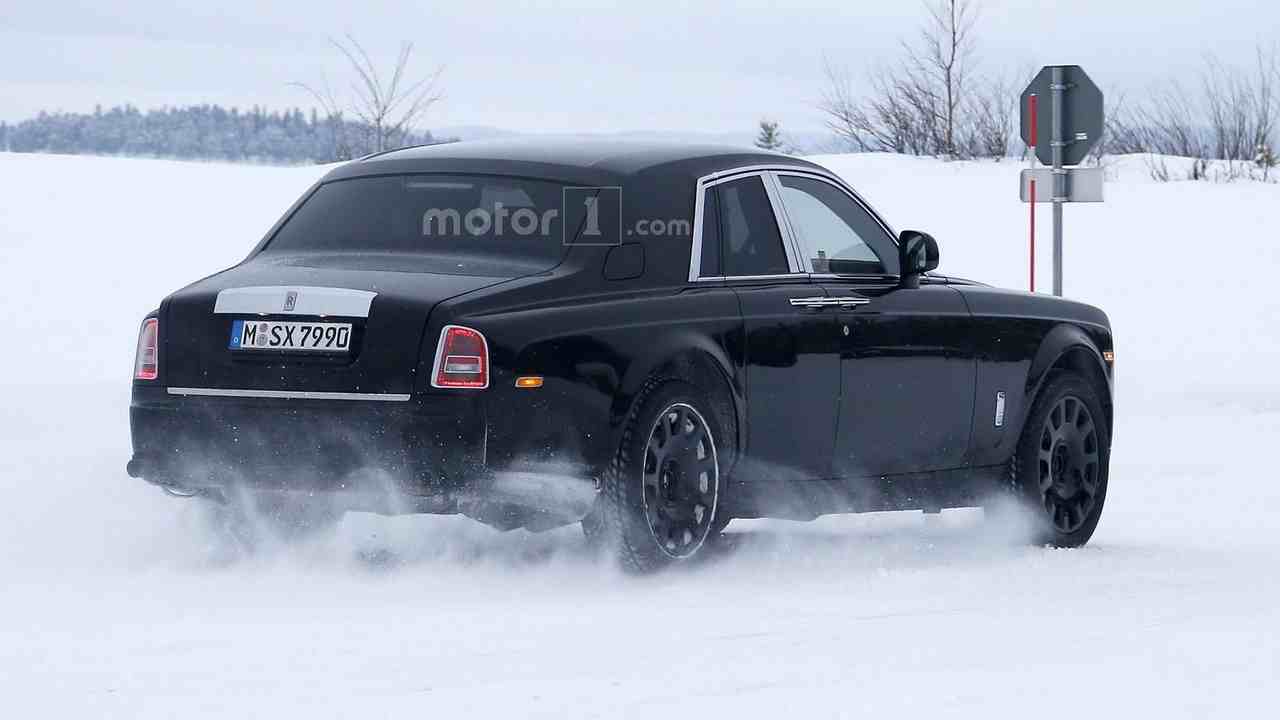 rolls-royce-cullinan-mule-spy-photo1 (14)