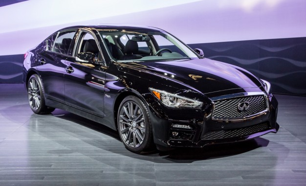 “وزارة التجارة” تستدعي 1012 سيارة انفينيتي Q50-QX60 بسبب خلل يؤدي الى خروج الإيرباق