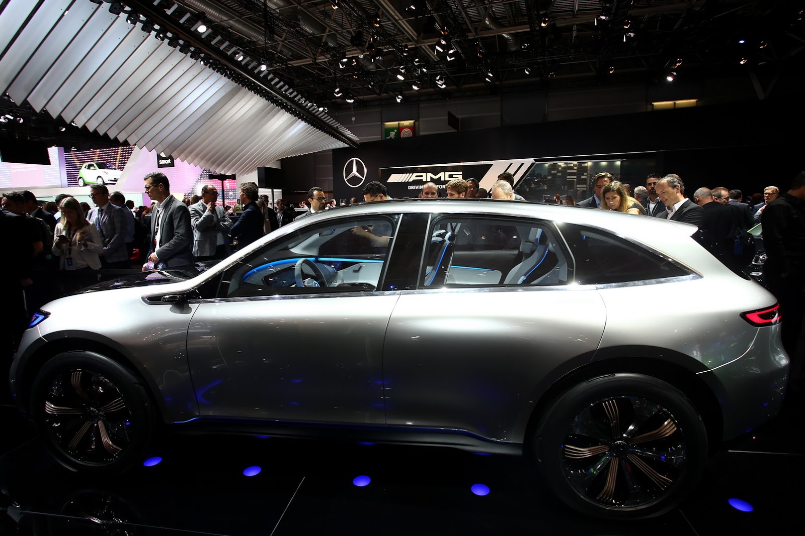 2016-paris-auto-show-137