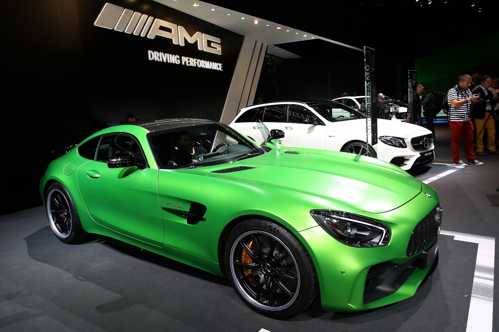 2016-paris-auto-show-147