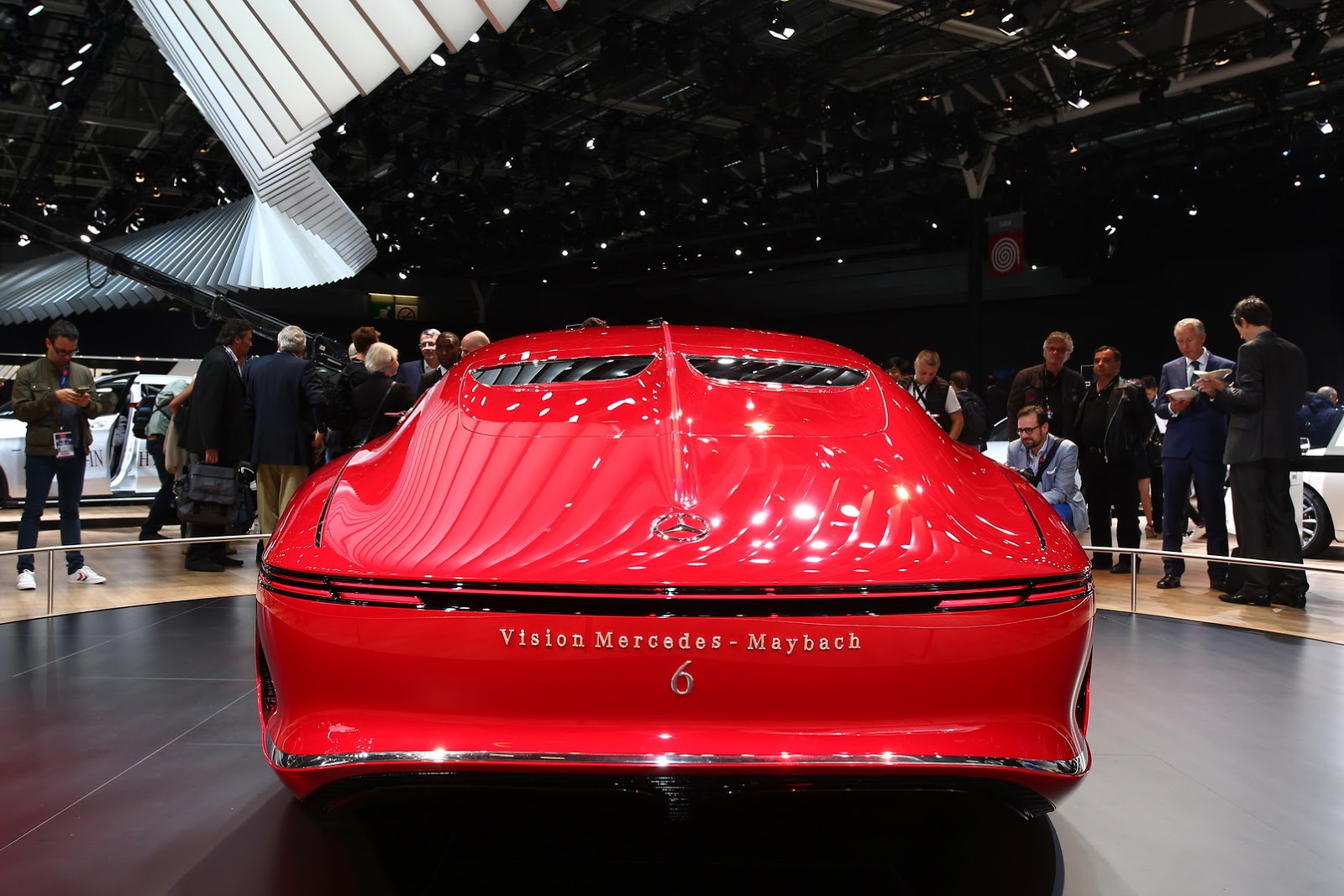 2016-paris-auto-show-157