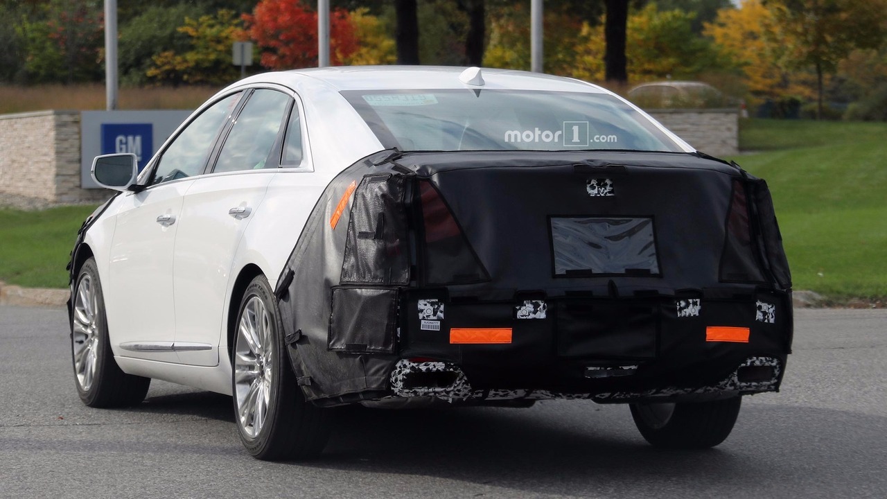 2018-cadillac-xts-spy-shots-4