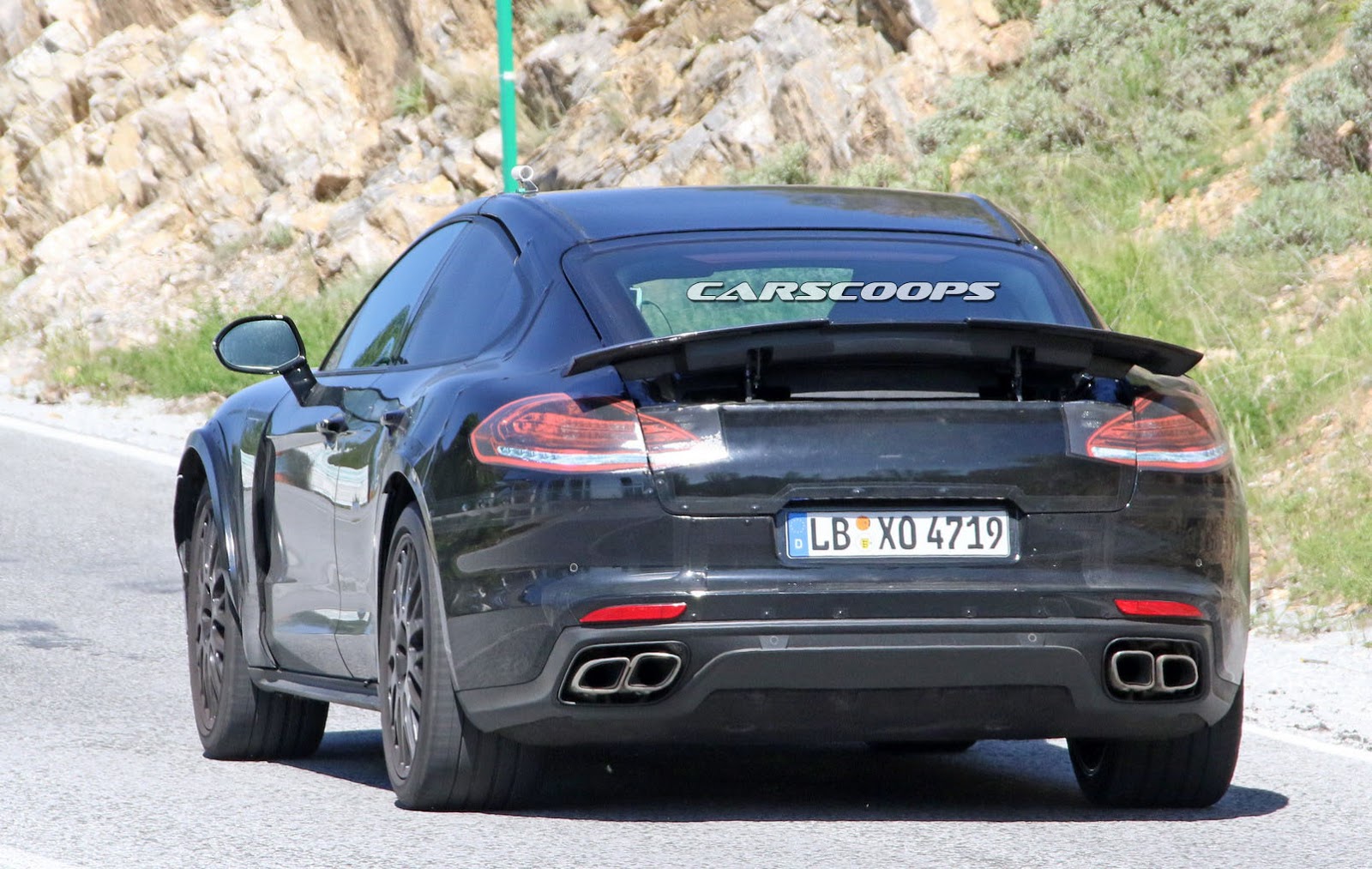 porsche-panamera-coupe-mule-10