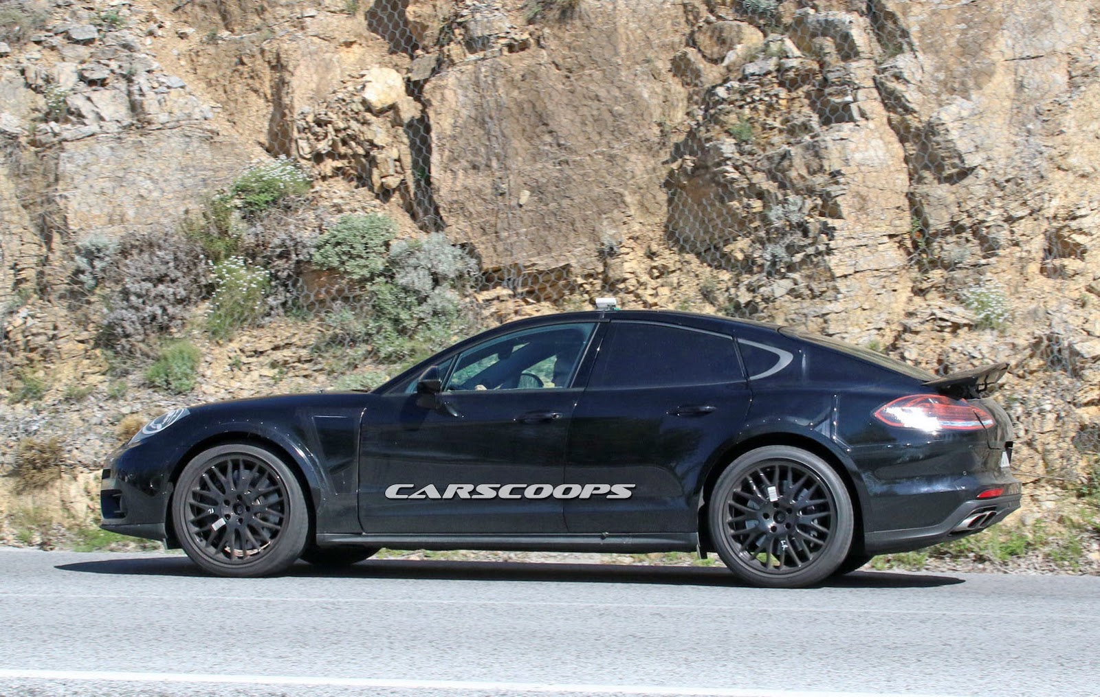 porsche-panamera-coupe-mule-7