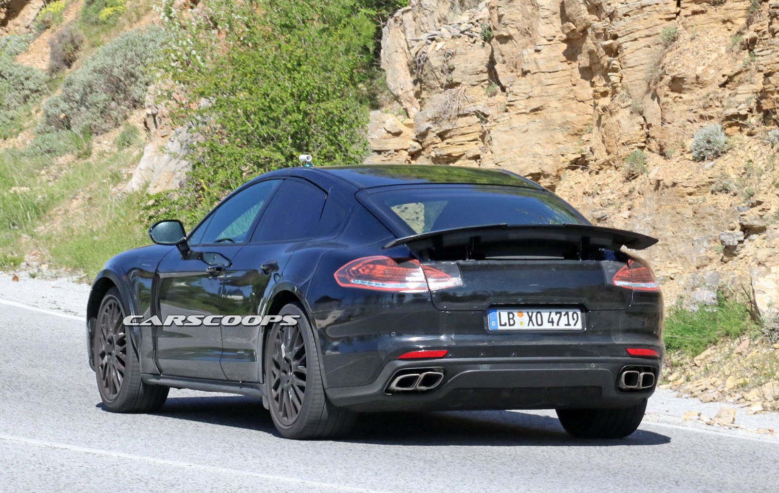 porsche-panamera-coupe-mule-9