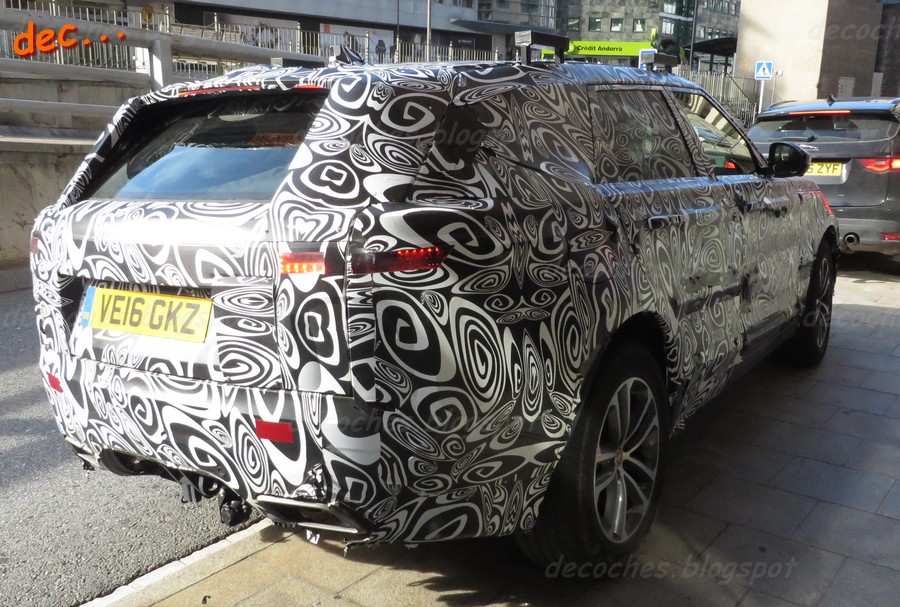 range-rover-sport-coupe-rear-three-quarters-spy-shot