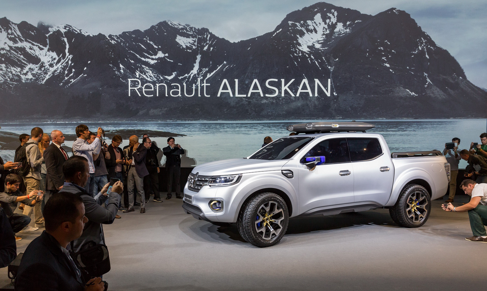 renault-alaskan-concept-2