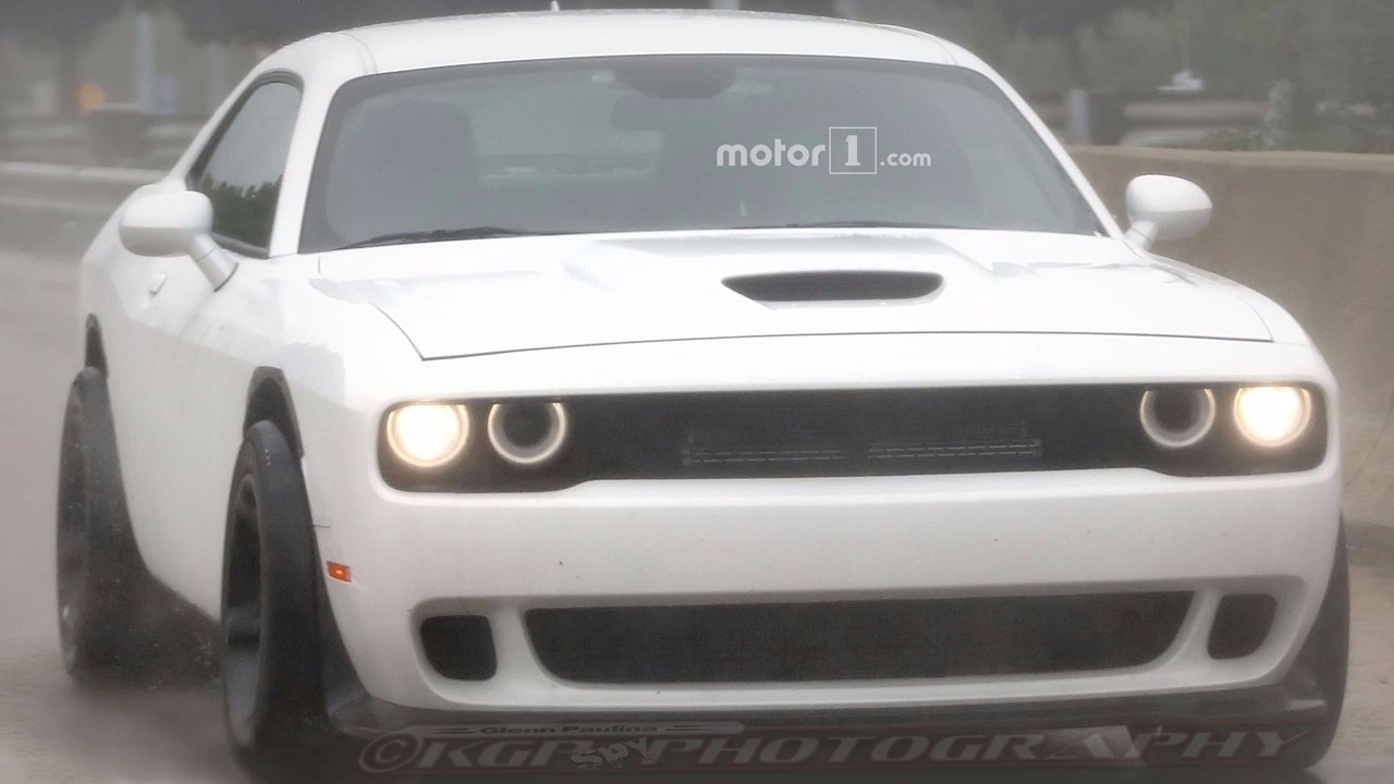 dodge-challenger-adr-spy-pics-1