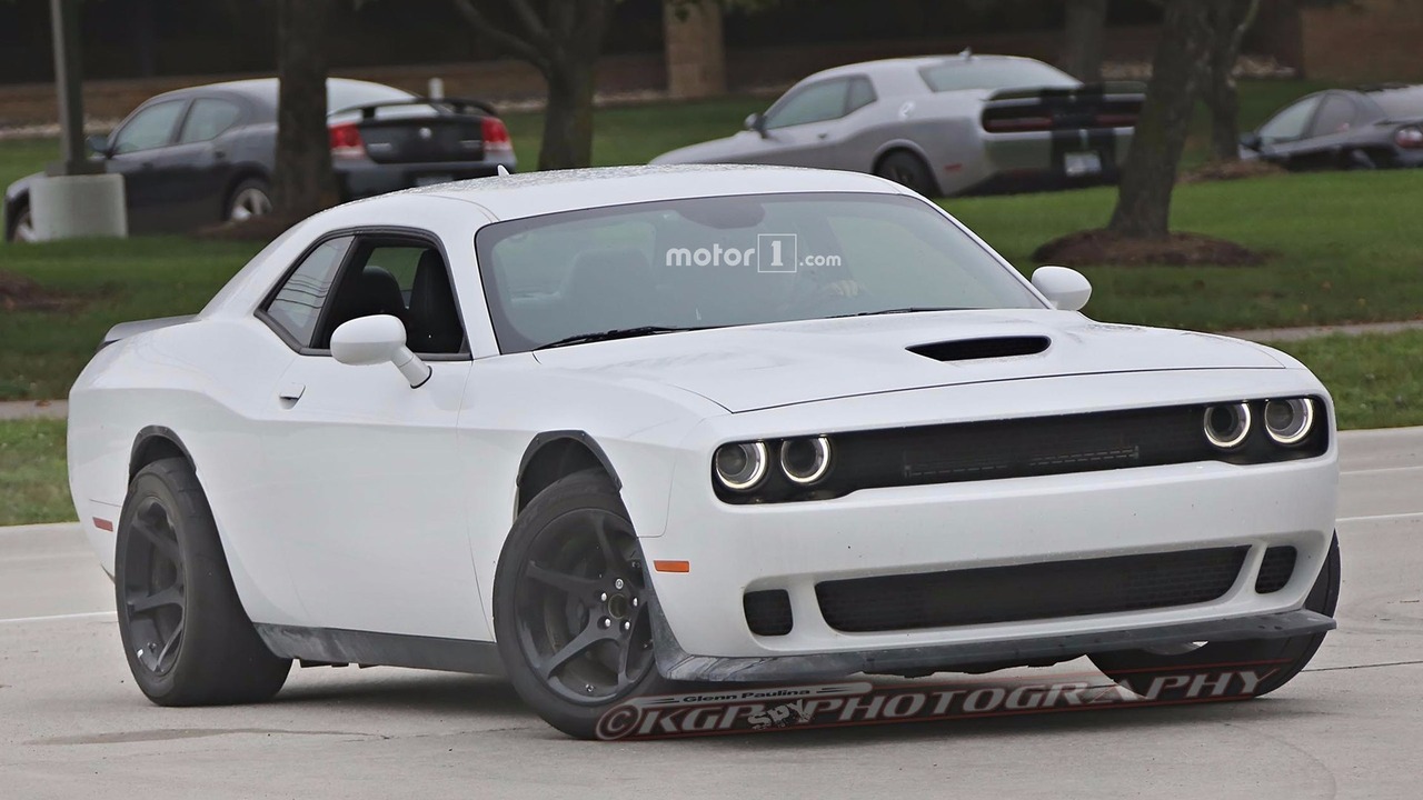 dodge-challenger-adr-spy-pics